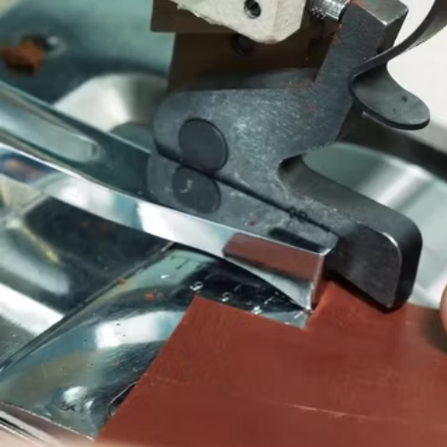 Skiving with a Rotary Blade